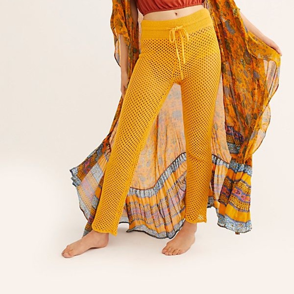 ISO Waterfall Ruffle kimono - Picture 2 of 2